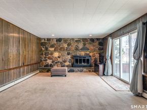 9 Delno Drive, Danbury CT 06811