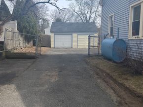 1924 Stratfield Road, Fairfield CT 06825