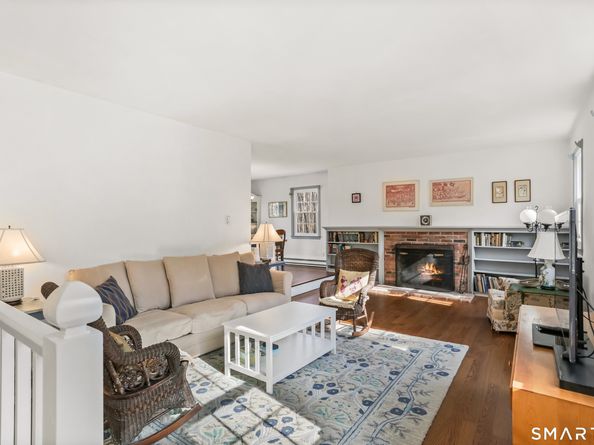 268 Umpawaug Road, Redding CT 06896
