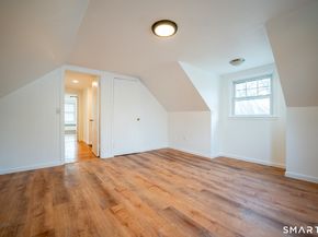 20 Oak Ridge Gate, Danbury CT 06810