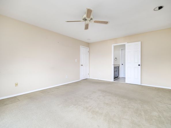 61 Seaview Avenue APT 76, Stamford CT 06902