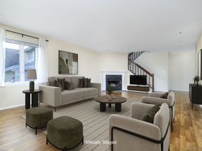 61 Seaview Avenue APT 76, Stamford CT 06902