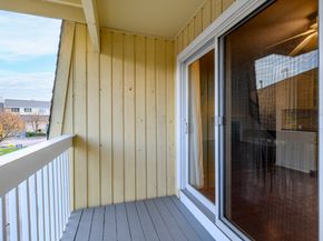 61 Seaview Avenue APT 76, Stamford CT 06902