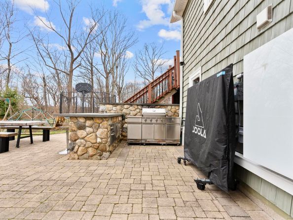 57 Gray Rock Road, Trumbull CT 06611