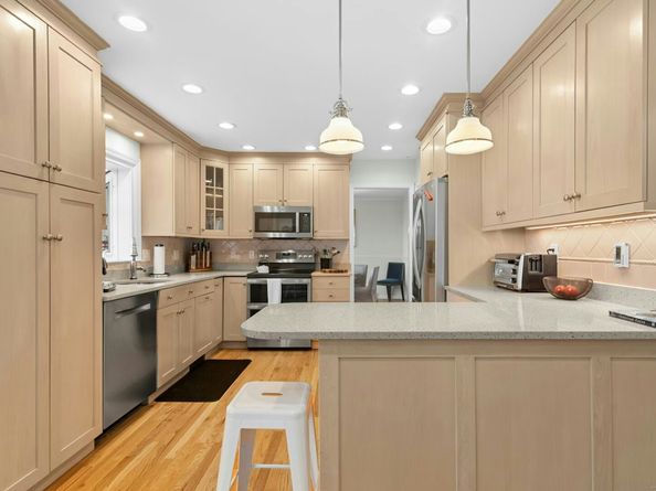 85 Hirsch Road, Stamford CT 06905