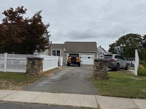 1414 Huntington Road, Stratford CT 06614