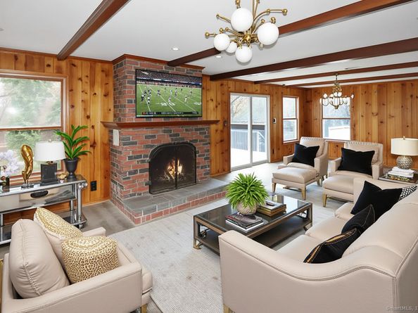 2449 Huntington Turnpike, Trumbull CT 06611