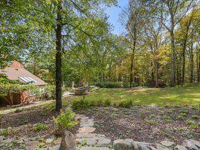 56 Cross Highway, Redding CT 06896