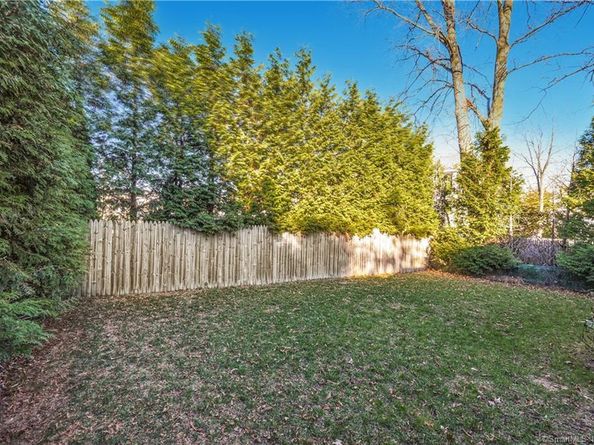 60 East Avenue, New Canaan CT 06840