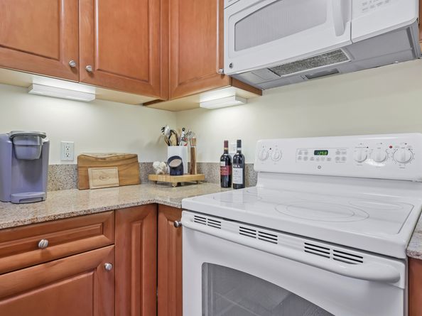 2 Homestead Lane 410, Greenwich CT 06831