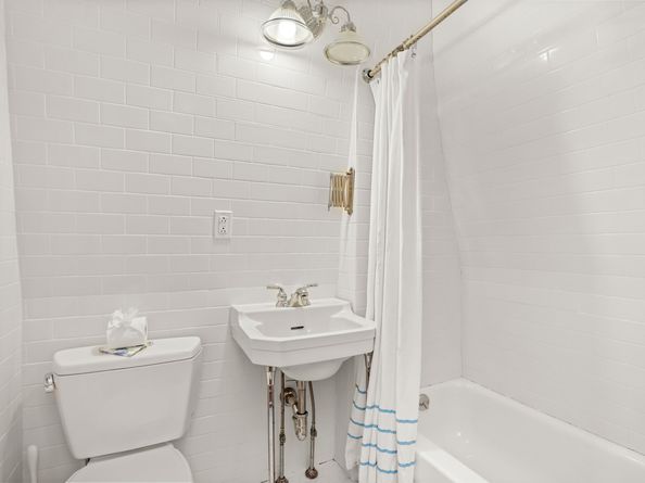 47 Hollow Tree Ridge Road, Darien CT 06820