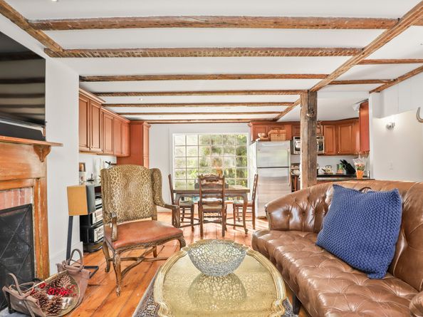 47 Hollow Tree Ridge Road, Darien CT 06820