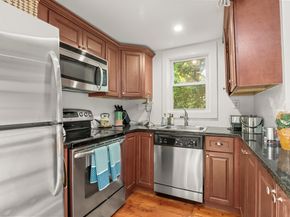 47 Hollow Tree Ridge Road, Darien CT 06820
