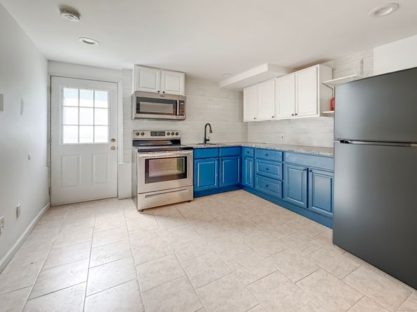 4 Robert Lane, Westport CT 06880