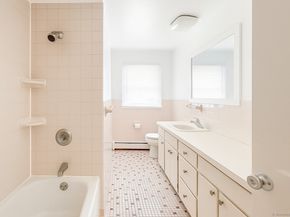 4 Robert Lane, Westport CT 06880