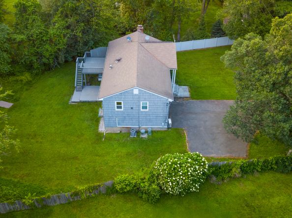 4 Robert Lane, Westport CT 06880