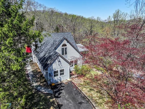 5 Laurel Hill Road N, Sherman CT 06784
