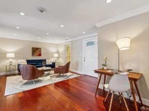 1727 Ulloa Street, San Francisco CA 94116