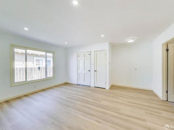 9314 Holly Street, Oakland CA 94603