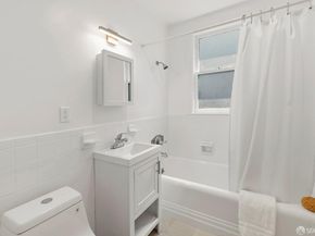 4638 Irving Street, San Francisco CA 94122