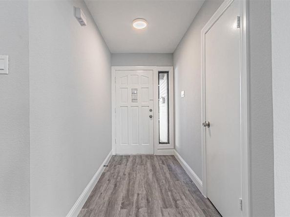 454  Brookview Drive , Garland Texas 75043