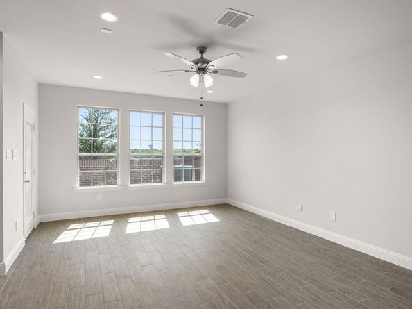 660  Sandiford Court , Mansfield Texas 76063