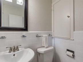 1901  Bluebird Avenue , Fort Worth Texas 76111