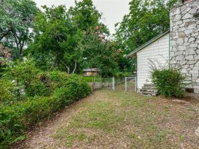 1901  Bluebird Avenue , Fort Worth Texas 76111