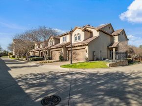 14739  Stanford Court , Addison Texas 75254