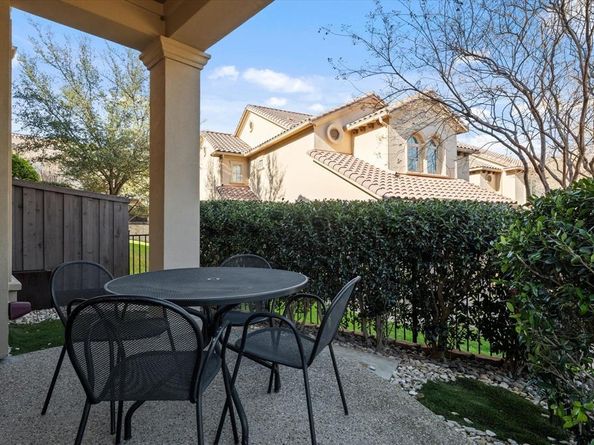 14739  Stanford Court , Addison Texas 75254
