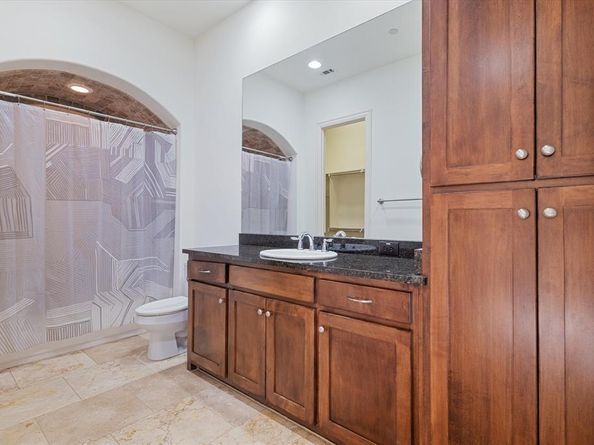 14739  Stanford Court , Addison Texas 75254
