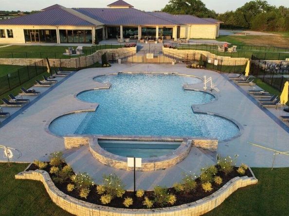 1610  Governors Boulevard , Heath Texas 75126