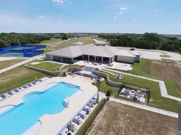 1610  Governors Boulevard , Heath Texas 75126