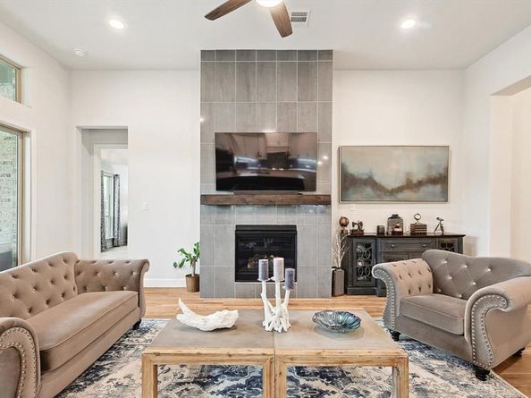 2193  Cloverfern Way , Haslet Texas 76052