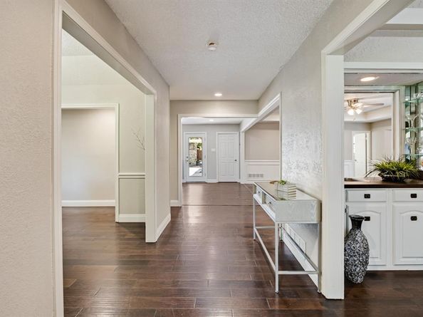 4609  Brentgate Drive , Arlington Texas 76017