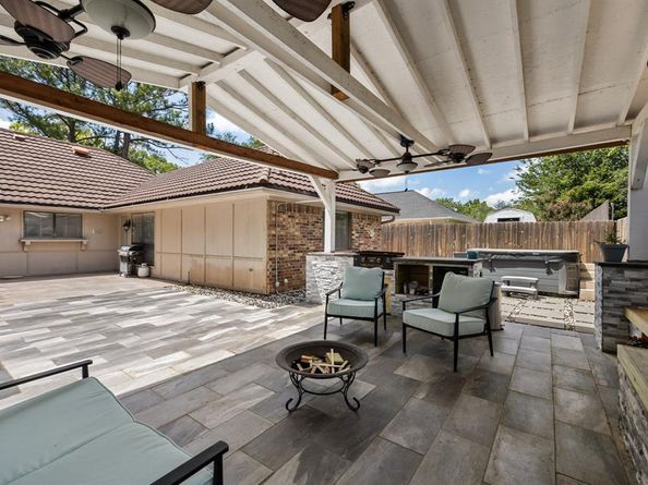 4609  Brentgate Drive , Arlington Texas 76017