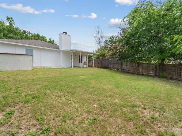 10105  Lone Eagle Drive , Fort Worth Texas 76108