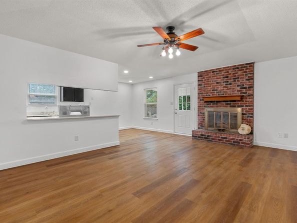10105  Lone Eagle Drive , Fort Worth Texas 76108