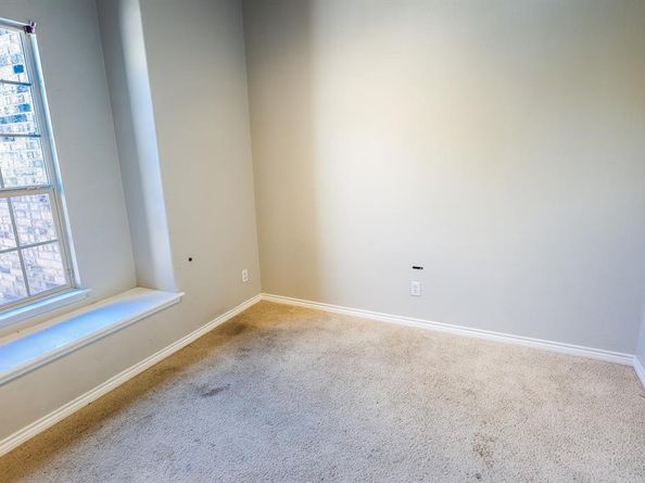 1420  PHEASANT RUN Trail  1, Fort Worth Texas 76131