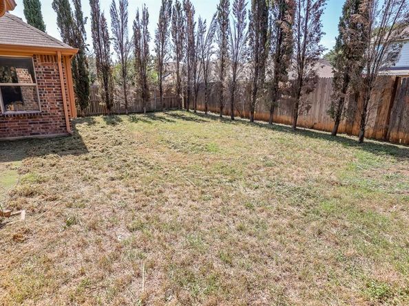 1420  PHEASANT RUN Trail  1, Fort Worth Texas 76131