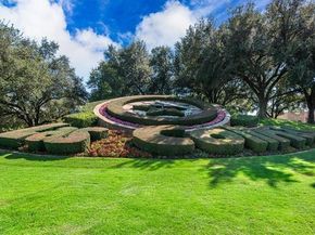 330  Las Colinas Boulevard E 158, Irving Texas 75039