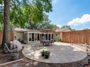 1417  Dogwood Trail , Lewisville Texas 75067