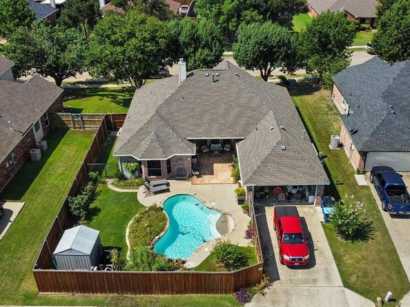 10202  Bent Tree Drive , Rowlett Texas 75089