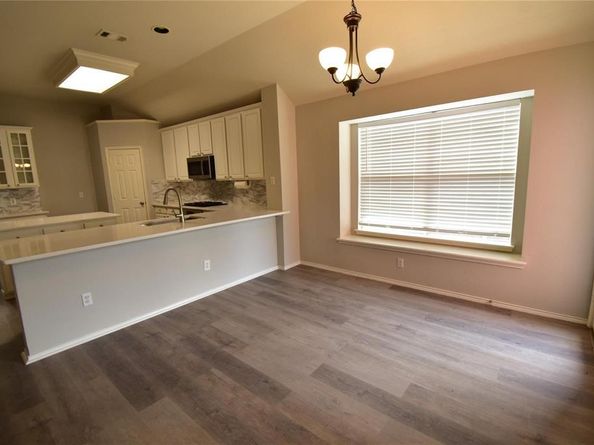 1110  Red Hawk Drive , Frisco Texas 75033
