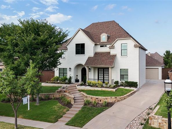 1121  Lady Carol Lane , Lewisville Texas 75056