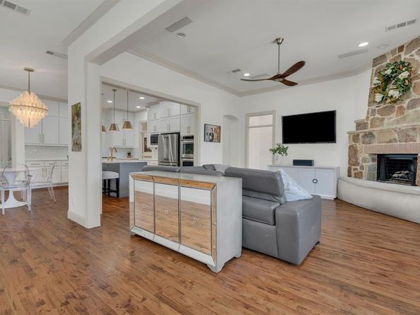 9101  Cypress Creek Road , Lantana Texas 76226