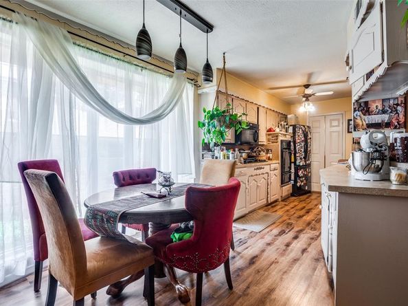 6415  Autumn Woods Trail , Dallas Texas 75232
