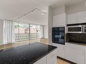 3701  Turtle Creek Boulevard  5K, Dallas Texas 75219