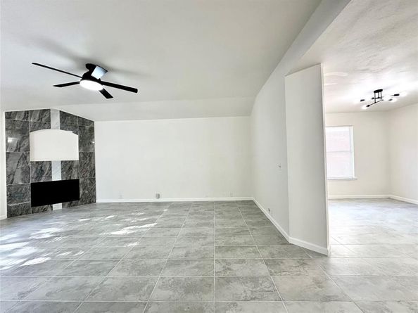 1957  Earnhardt Way , Dallas Texas 75217