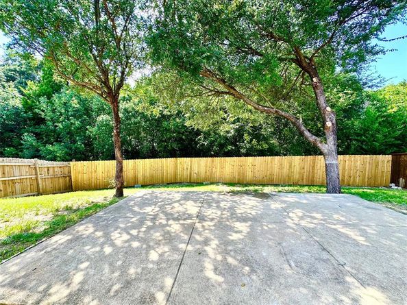 1957  Earnhardt Way , Dallas Texas 75217
